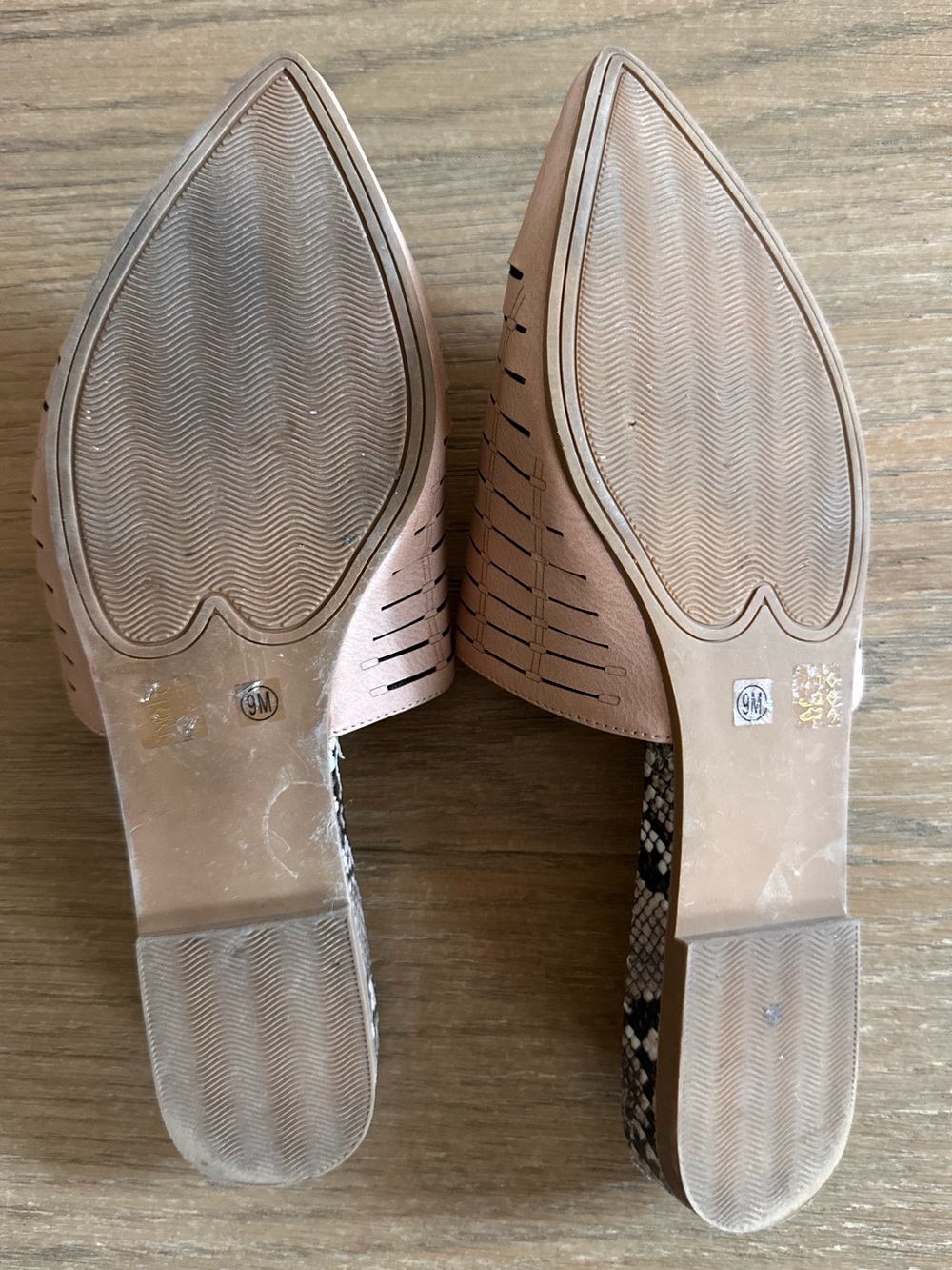 C. Wonder nude Pointed Toe Mule Flats Size 9 - Picture 4 of 5